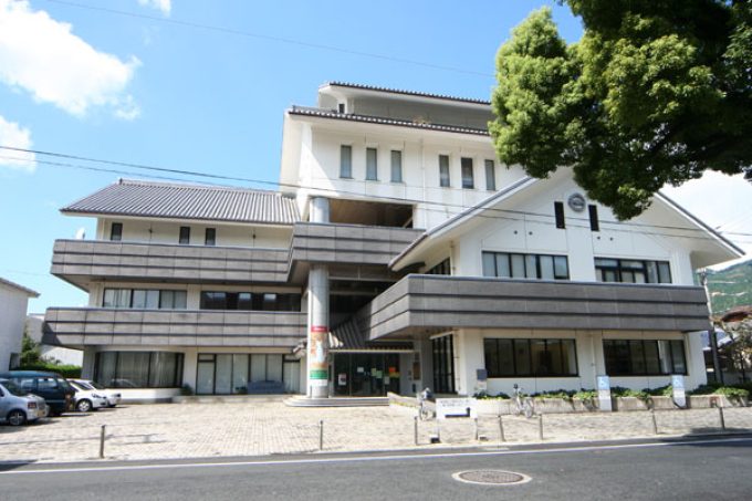 八幡浜市民ギャラリー